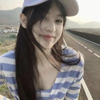 靠近我一点